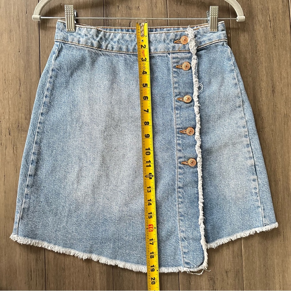 Zara Women’s Asymmetrical Mini Denim Jean Button Front Skirt Size XS Extra Small - Picture 7 of 7